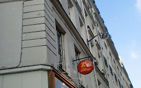 Hotel Des Fontaines Paris